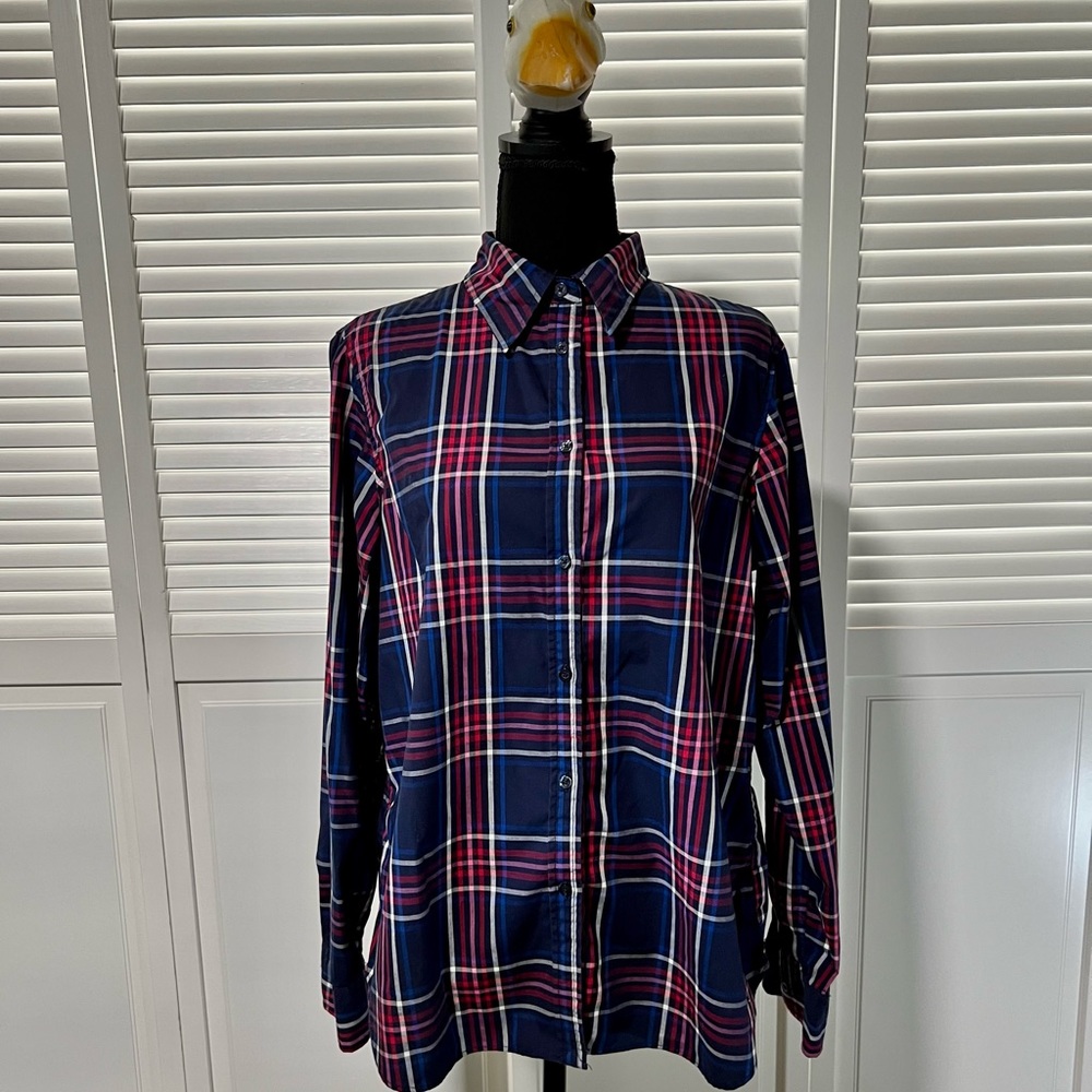 Chaps navy blue plaid shirt